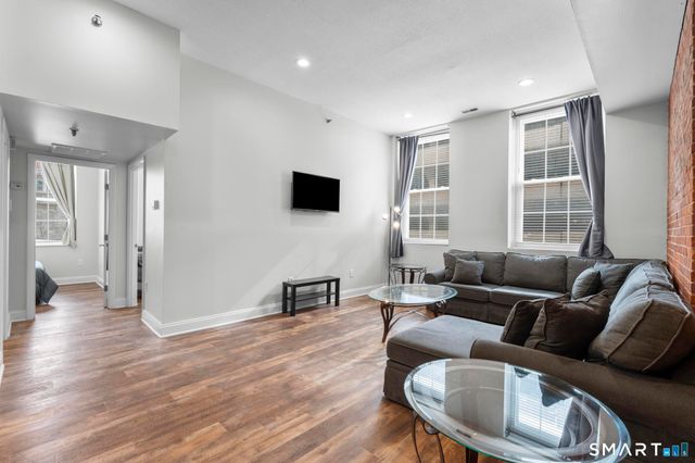 196 Crown Street 409, New Haven, CT 06510