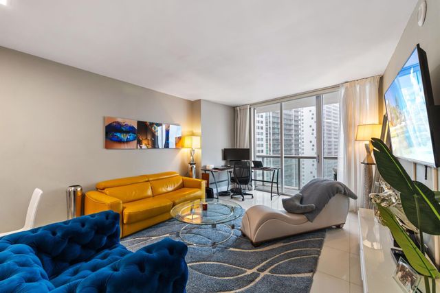 485 Brickell Avenue 2506, Miami, FL 33131