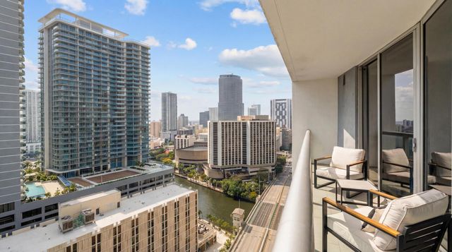 485 Brickell Avenue 2506, Miami, FL 33131