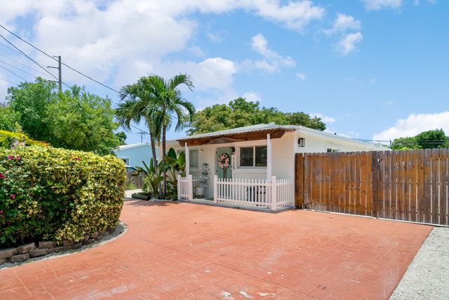 125 Harbor Drive, Key Largo, FL 33037