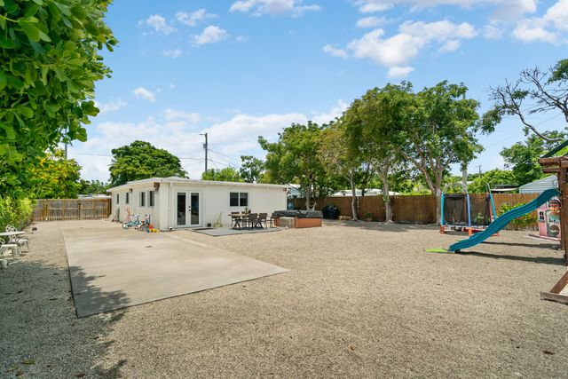 125 Harbor Drive, Key Largo, FL 33037