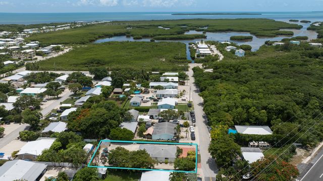125 Harbor Drive, Key Largo, FL 33037