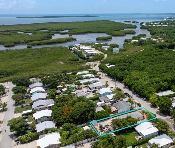 125 Harbor Drive, Key Largo, FL 33037