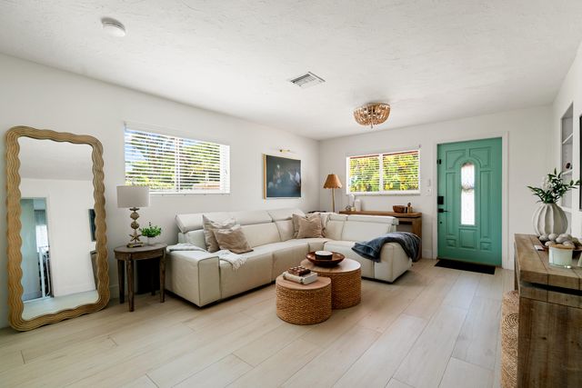 125 Harbor Drive, Key Largo, FL 33037