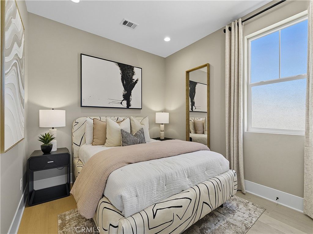 Image 16 of property listing at 2428 Liv Way, Montebello, CA 90640