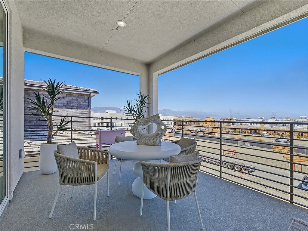 Image 21 of property listing at 2428 Liv Way, Montebello, CA 90640