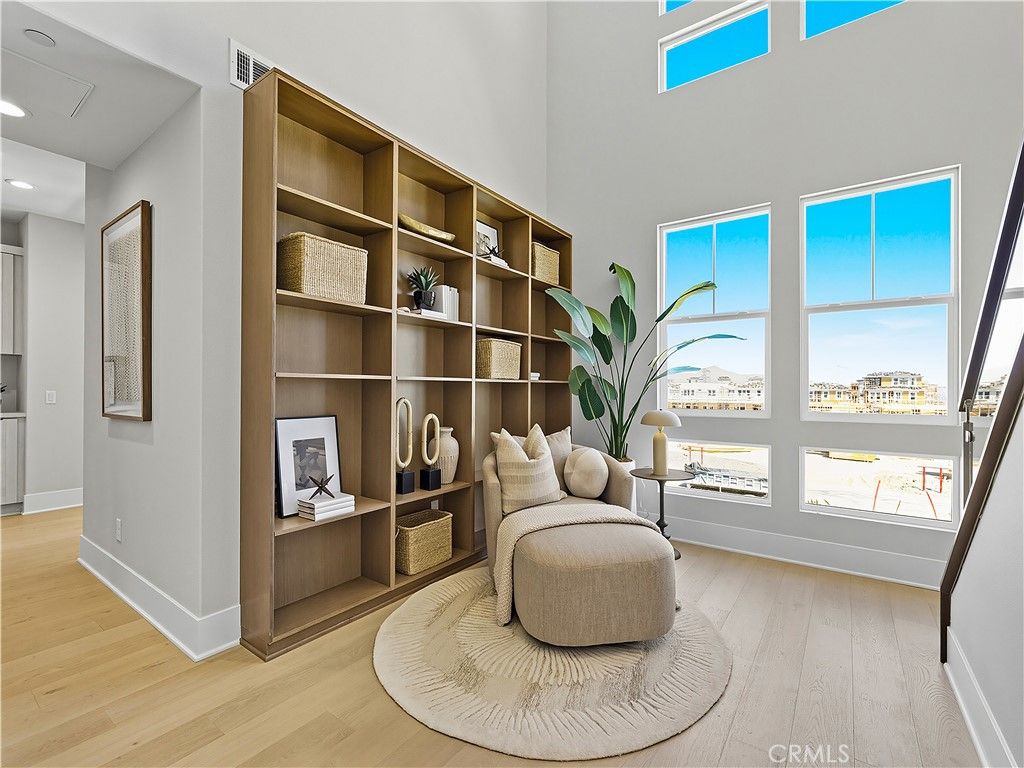 Image 7 of property listing at 2428 Liv Way, Montebello, CA 90640