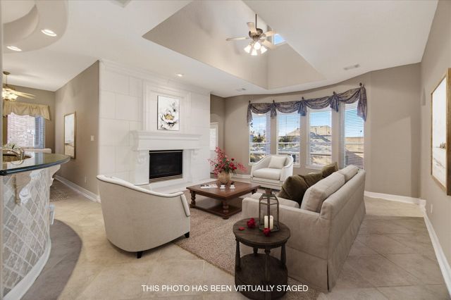 163 Edgewood Drive, Montgomery, TX 77356