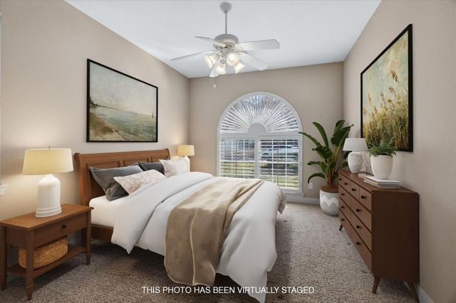 163 Edgewood Drive, Montgomery, TX 77356