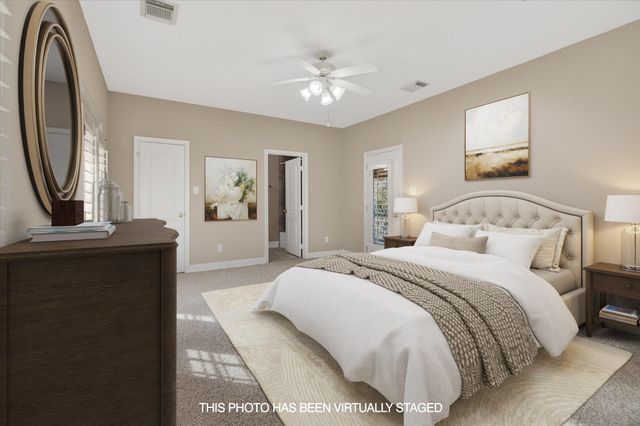 163 Edgewood Drive, Montgomery, TX 77356