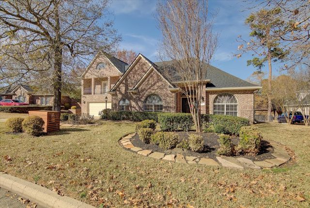 163 Edgewood Drive, Montgomery, TX 77356