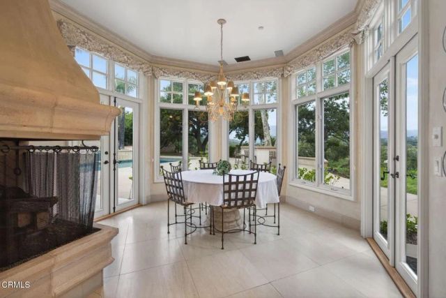651 Oak Grove Court, Ojai, CA 93023