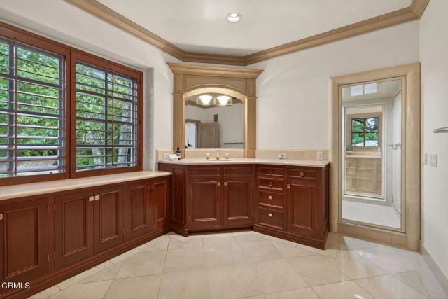 651 Oak Grove Court, Ojai, CA 93023