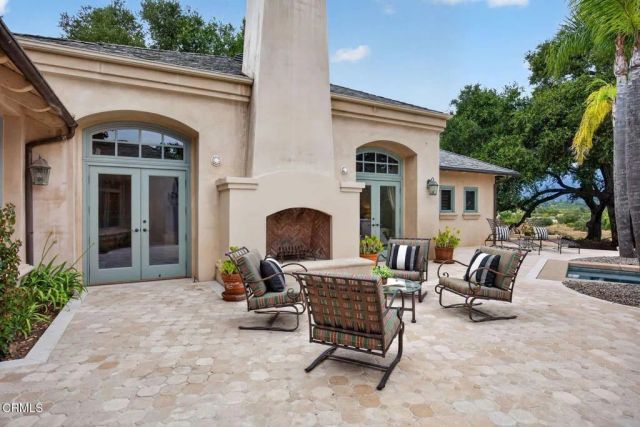 651 Oak Grove Court, Ojai, CA 93023