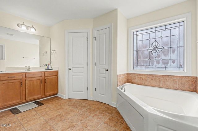 501 Avent Meadows Lane, Holly Springs, NC 27540