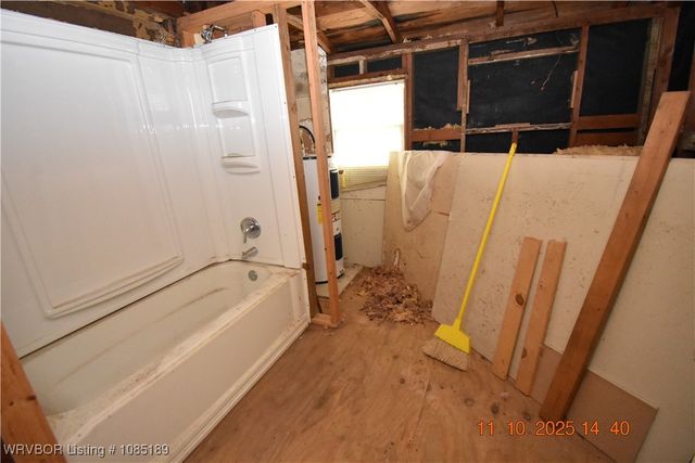 102 N Main Street, Sallisaw, OK 74955