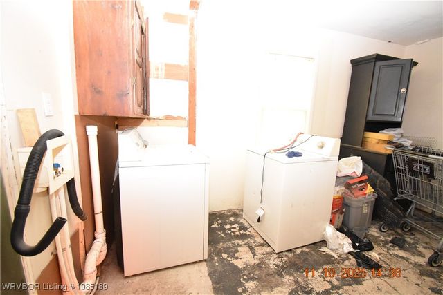 102 N Main Street, Sallisaw, OK 74955