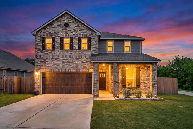 326 Linden ST, Bastrop, TX 78602