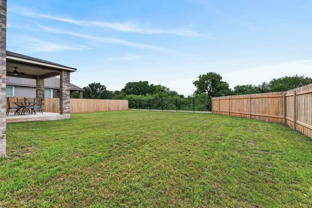 326 Linden ST, Bastrop, TX 78602
