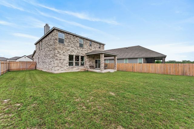 326 Linden ST, Bastrop, TX 78602