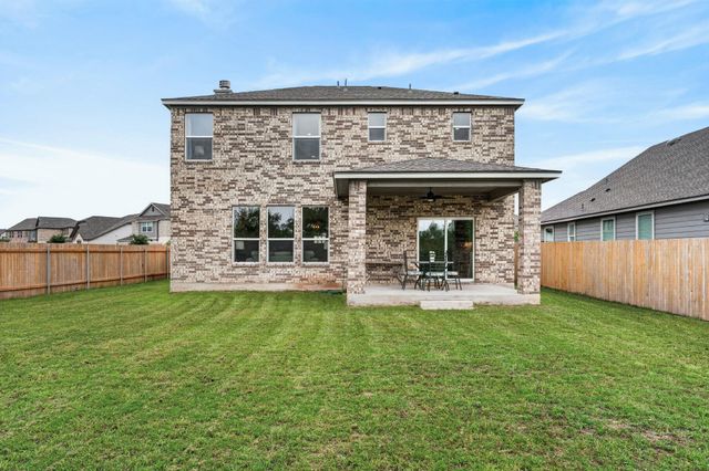 326 Linden ST, Bastrop, TX 78602