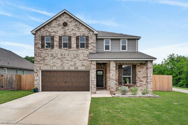326 Linden ST, Bastrop, TX 78602