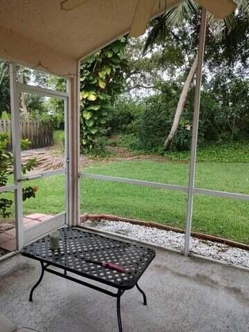 1899 Oak Berry Circle, Wellington, FL 33414