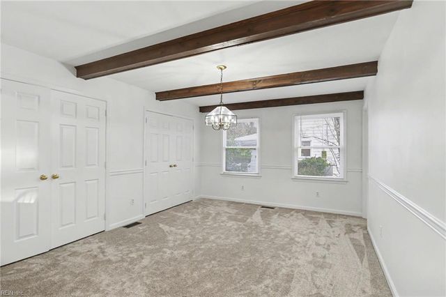 23 Beaconsdale LN, Newport News, VA 23601