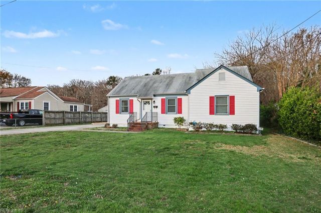 23 Beaconsdale LN, Newport News, VA 23601