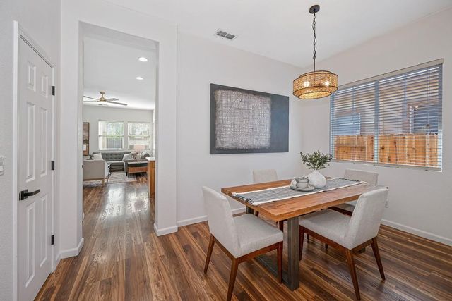 310 Unity Cir, Sacramento, CA 95833