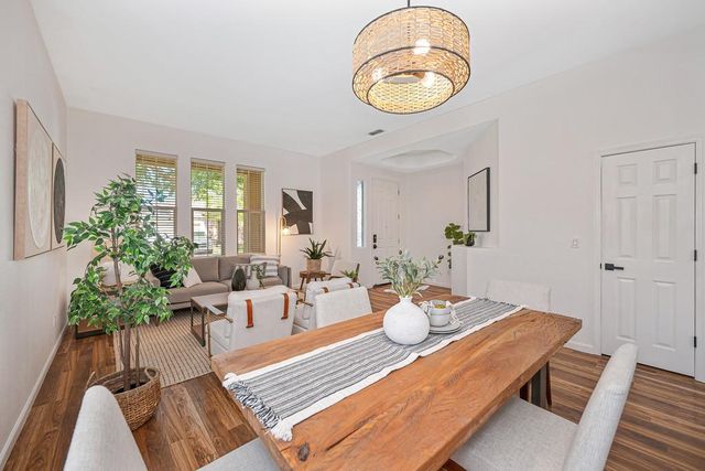 310 Unity Cir, Sacramento, CA 95833