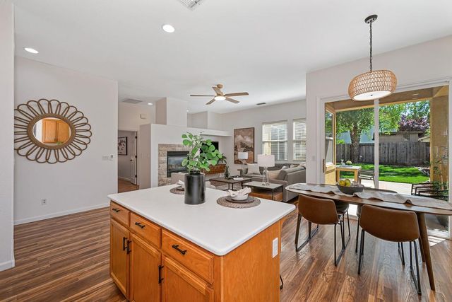 310 Unity Cir, Sacramento, CA 95833