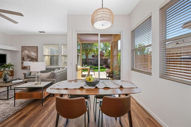 310 Unity Cir, Sacramento, CA 95833