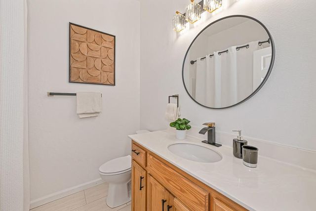 310 Unity Cir, Sacramento, CA 95833