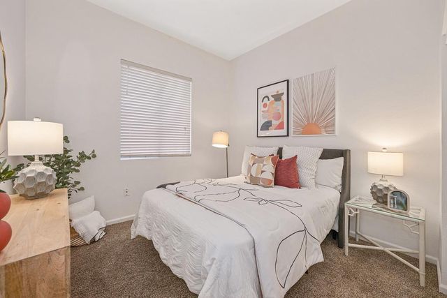 310 Unity Cir, Sacramento, CA 95833