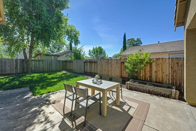 310 Unity Cir, Sacramento, CA 95833