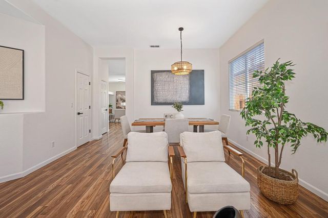 310 Unity Cir, Sacramento, CA 95833