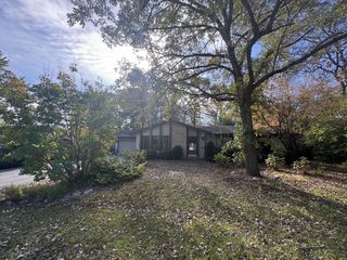 9719 12th PLACE, Kenosha, WI 53144