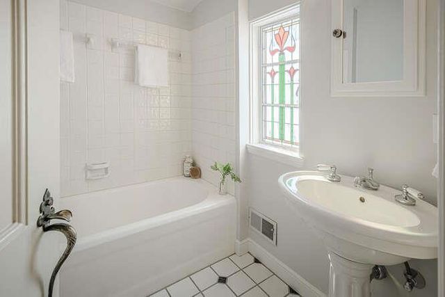 229 Aragon Boulevard, San Mateo, CA 94402