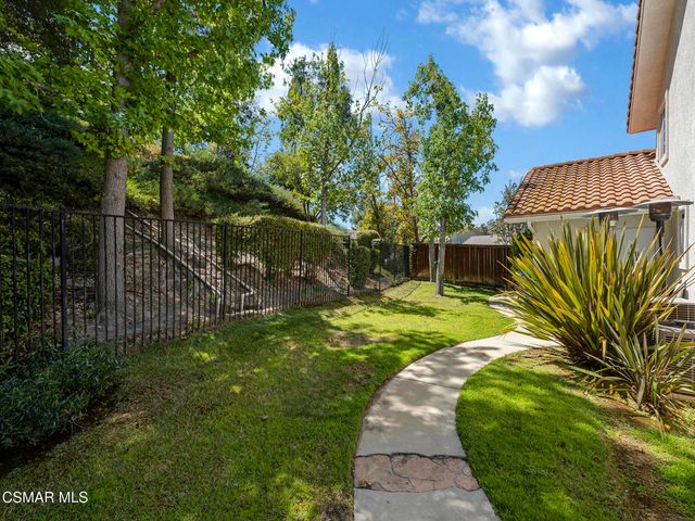 780 Covewood Street, Oak Park, CA 91377