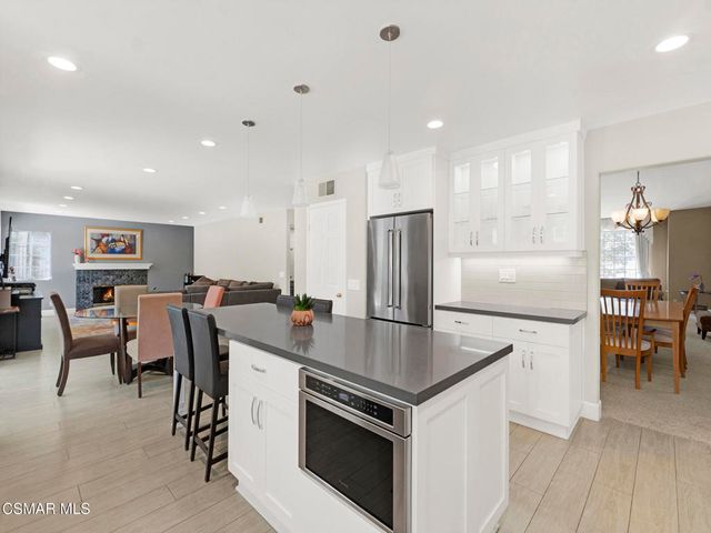 780 Covewood Street, Oak Park, CA 91377