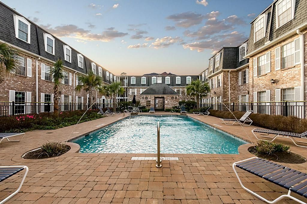 351 N Post Oak Lane 715, Houston, TX 77024