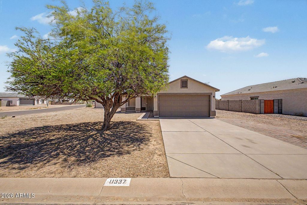 11337 W CAROUSEL Drive, Arizona City, AZ 85123