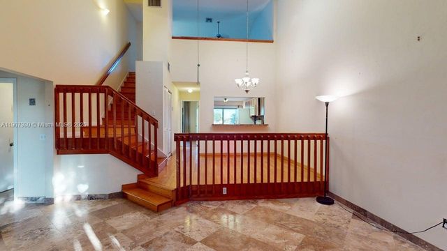 4222 SW 87th Ter, Davie, FL 33328