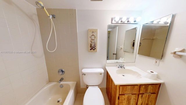 4222 SW 87th Ter, Davie, FL 33328