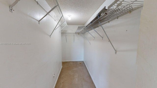 4222 SW 87th Ter, Davie, FL 33328