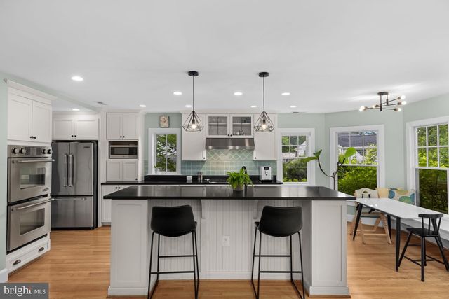 3307 ELMORE DR, Alexandria, VA 22302