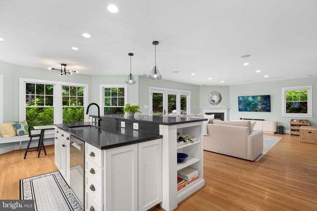 3307 ELMORE DR, Alexandria, VA 22302
