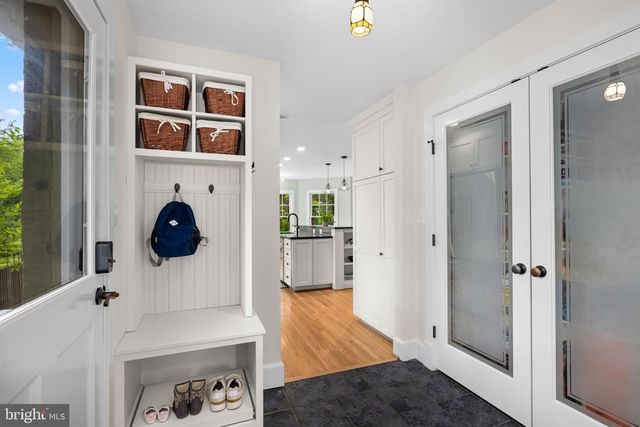 3307 ELMORE DR, Alexandria, VA 22302