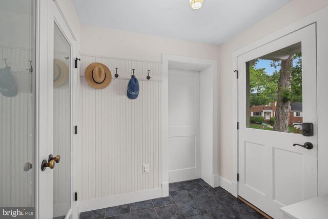 3307 ELMORE DR, Alexandria, VA 22302